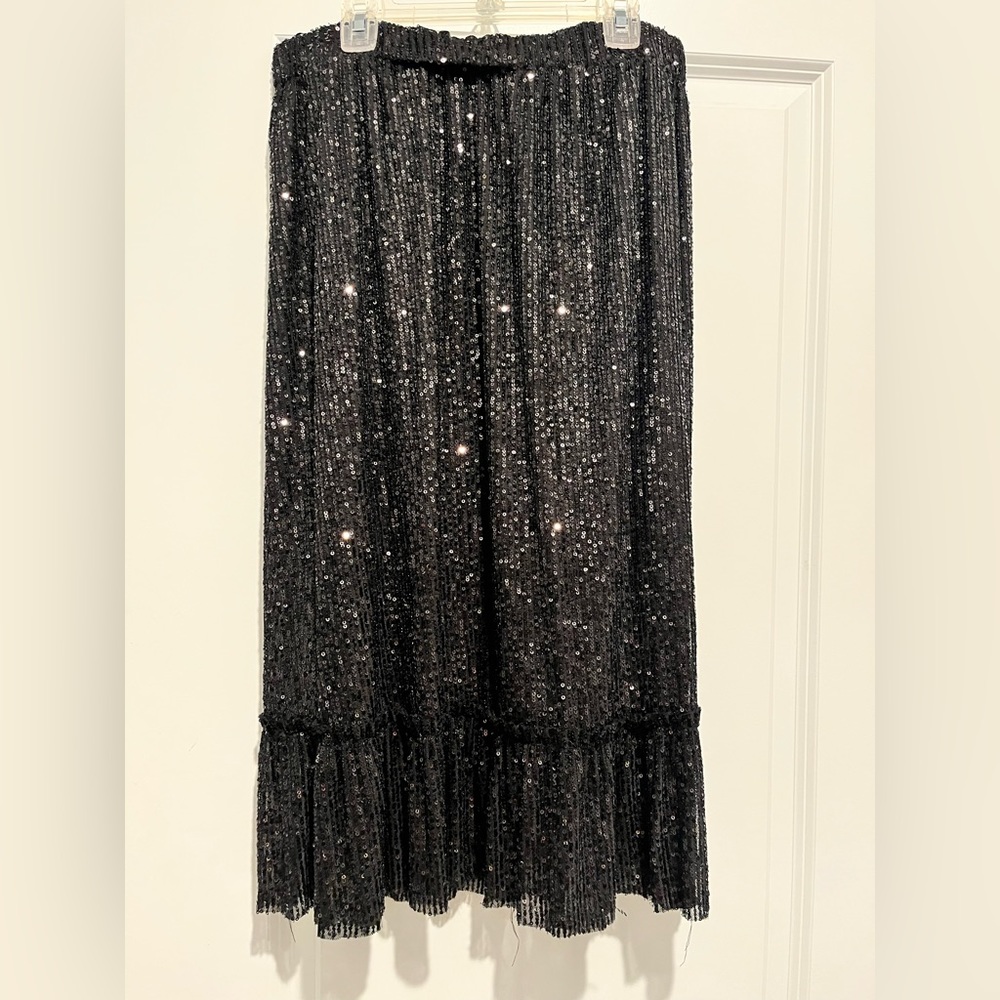 Black sequins skirt